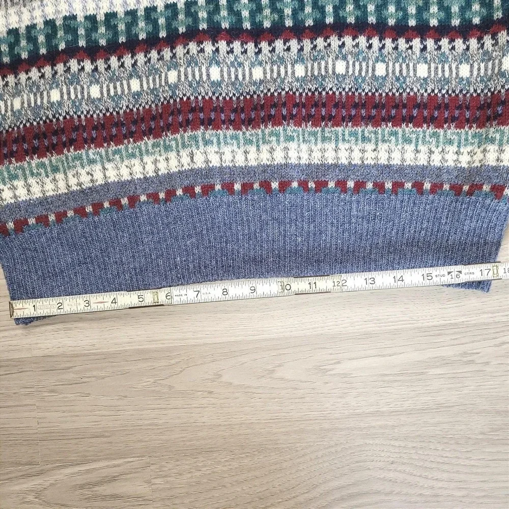 Vintage Amana Mens Blue Fair Isle Academia Teacher 100% Wool Crewneck Sweater  M
